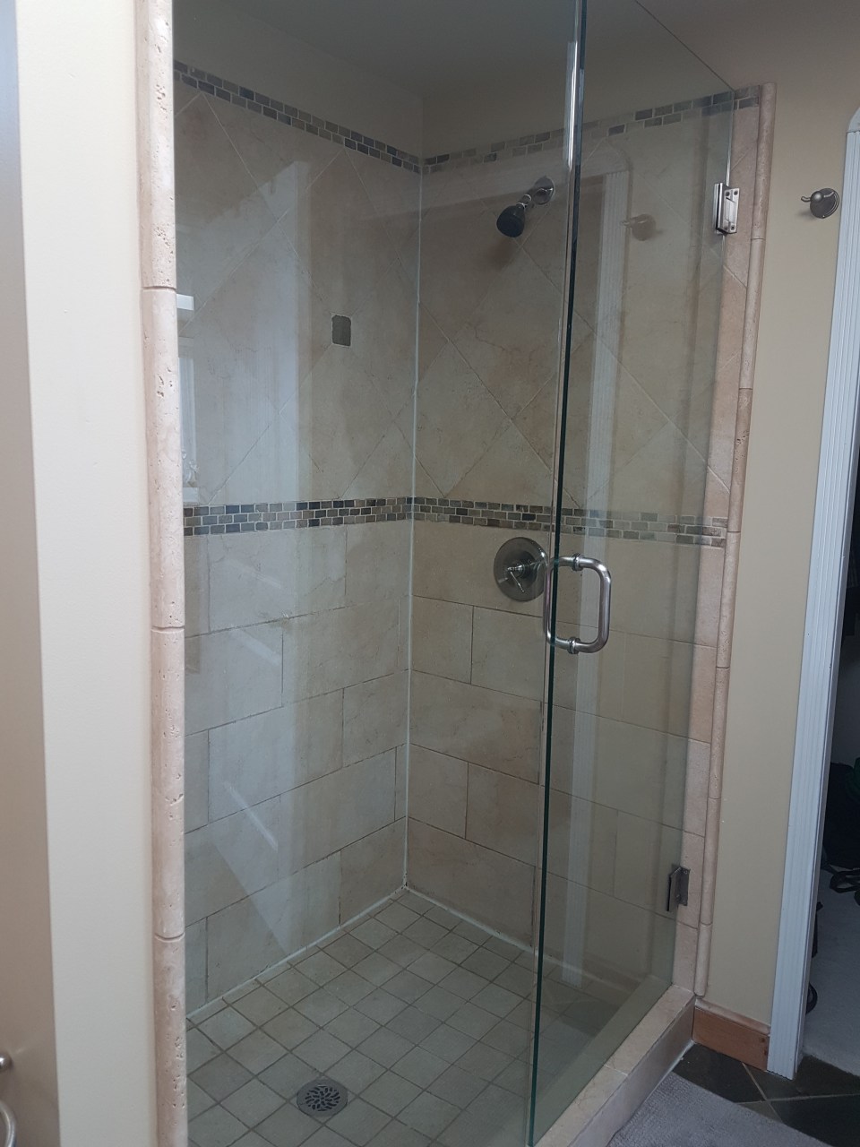 Bathroom shower doors closed